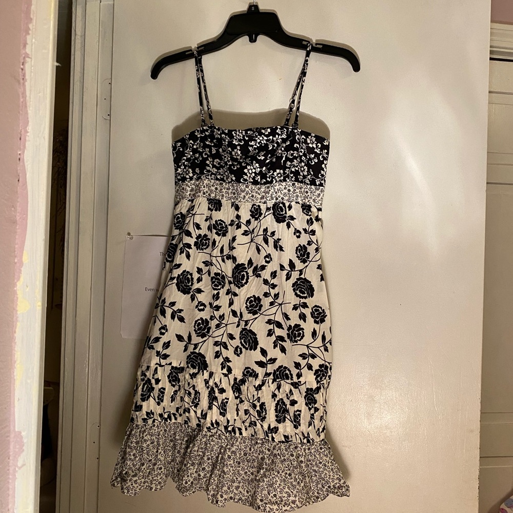 Ann Taylor Loft Black & White Floral Dress